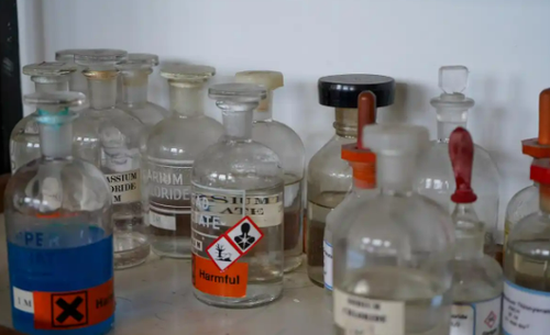 Why do we use DMF(CAS:108-95-2) as a solvent? Why do we use DMF(CAS:108-95-2) as a solvent?